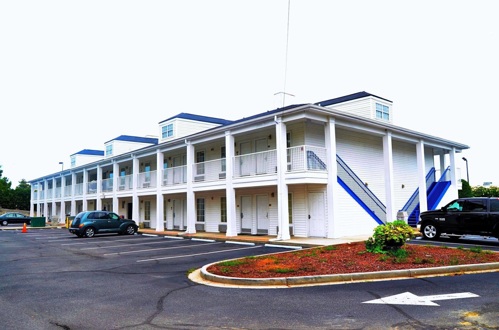 Baymont By Wyndham Valdosta At Valdosta Mall Eksteriør bilde